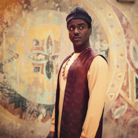 Doctor Who Writer Explains “The Story & The Engine” Inspirations and Ending