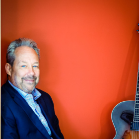 How a Jazz Guitar Professor Reaches Thousands of Aspiring Musicians with Buffer