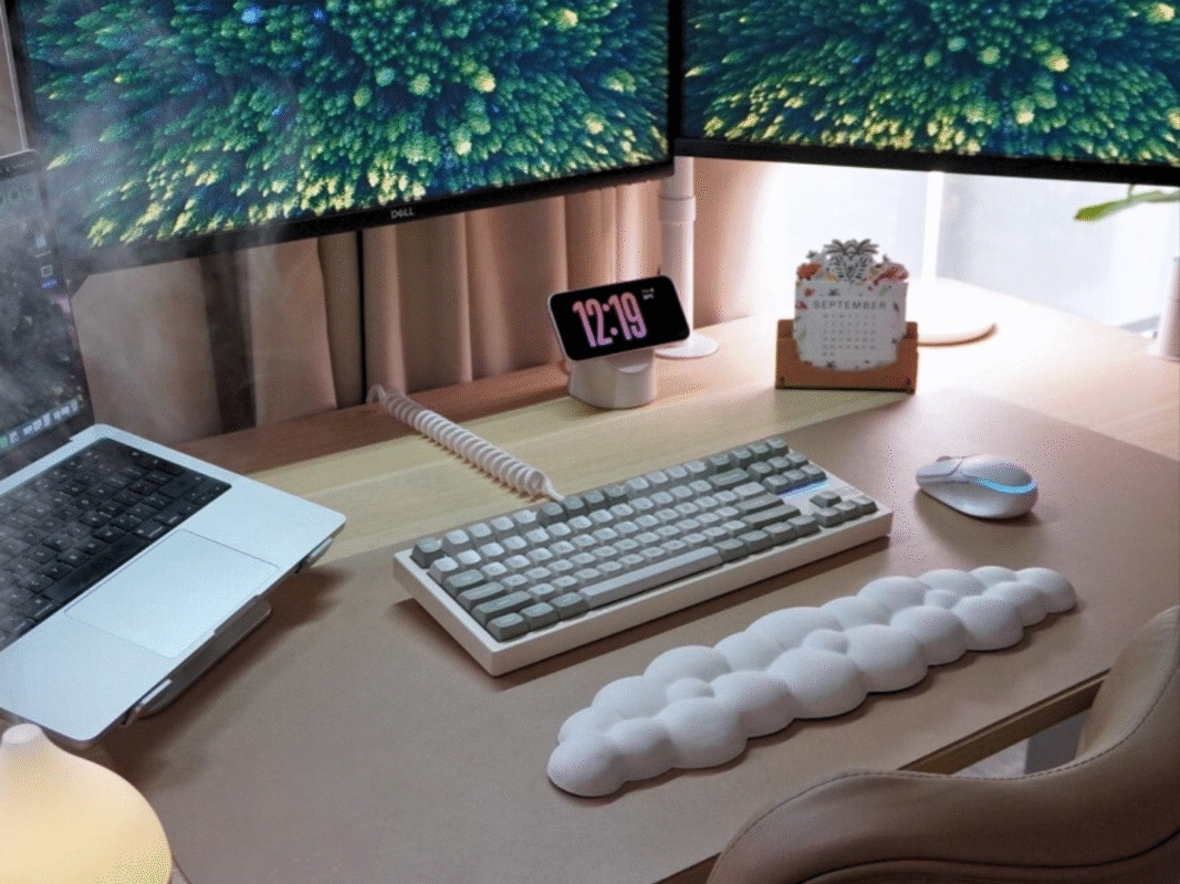 How I Create Content as Someone With ADHD: 7 Tactics + Tools I Lean On