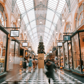 4 Alternative Ways to Approach Black Friday on Social Media in 2025