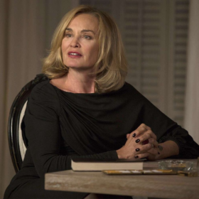 Jessica Lange’s Return to American Horror Story Finally Puts the Franchise Back on Track