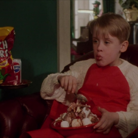 12 Festive Facts About Home Alone That Will Get You in the Holiday Spirit