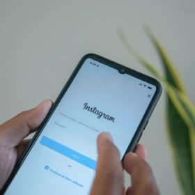 How to Recognize and Block Fake Instagram Accounts