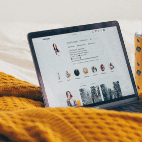 How to Create Your Own Influencer Media Kit (+ Examples from Creators)