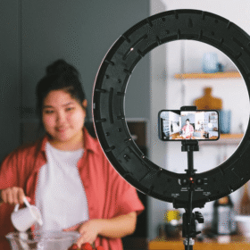 How to Create Scroll-stopping  YouTube Thumbnails  (+ Tips from Top Creators)