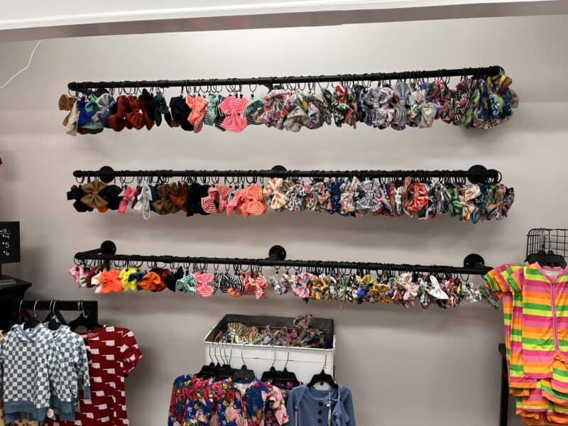 Buy Inventory Online Using Wholesale Apps: Tips for Small Town Retail Stores