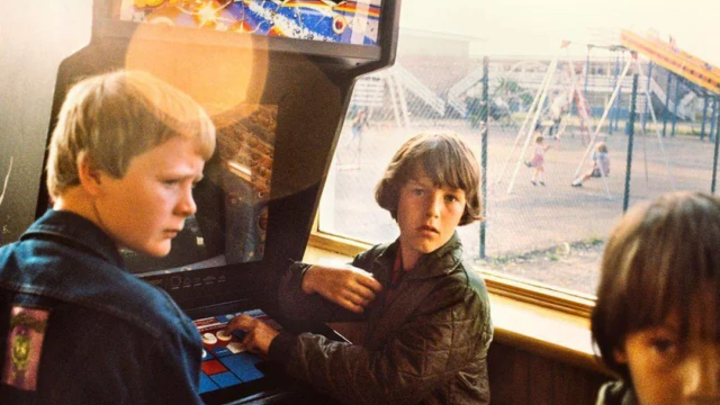 Vintage Pics of Arcades Being the Place to Be on a Sunday